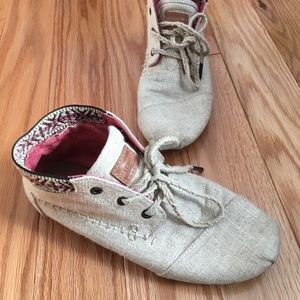 TOMS Ankle Booties